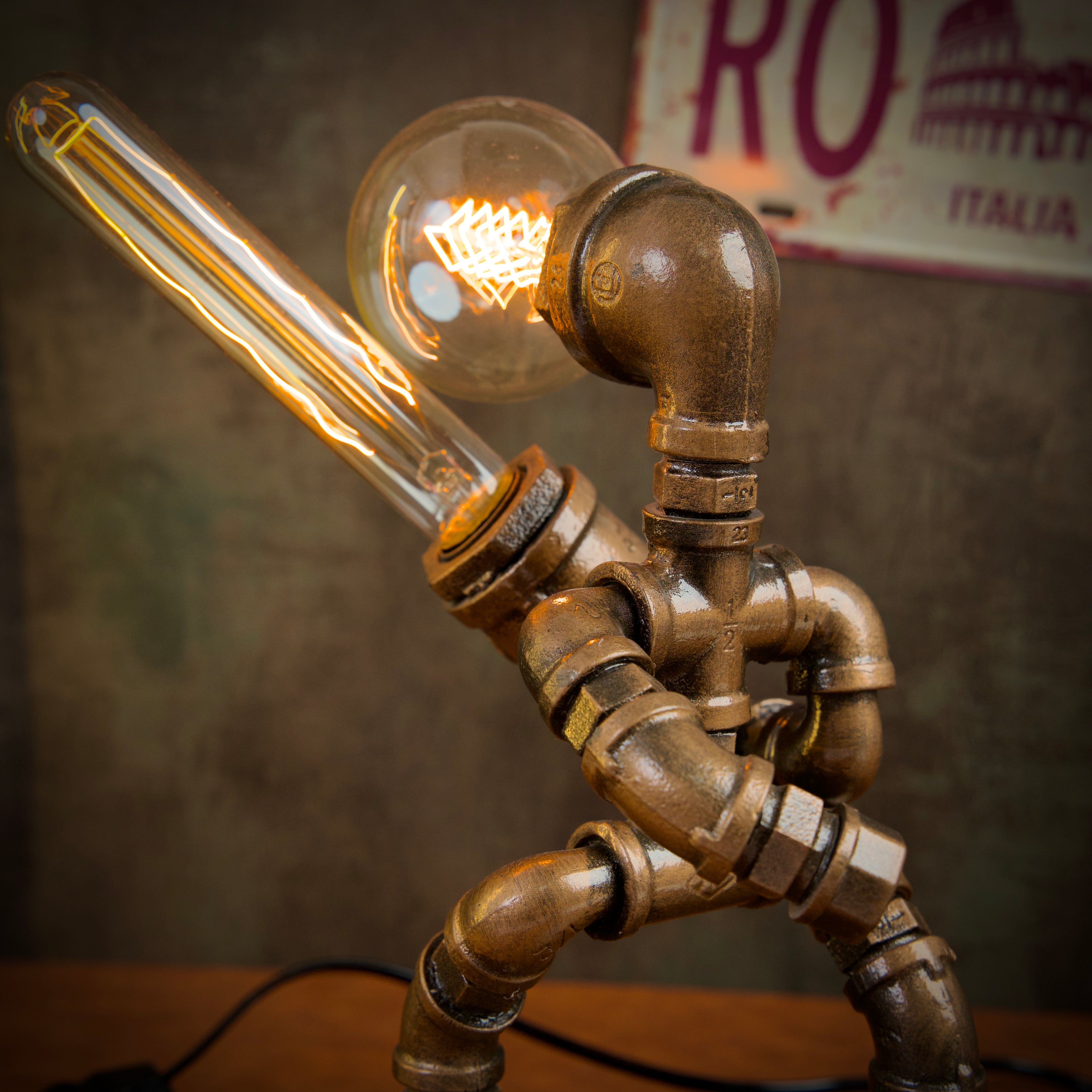 "Guerrero de Asedio Luminoso" - Adorno retro de estilo industrial hecho a mano, steampunk, para bar, cafetería, decoración del hogar, adorno de iluminación DIY, luz nocturna.
